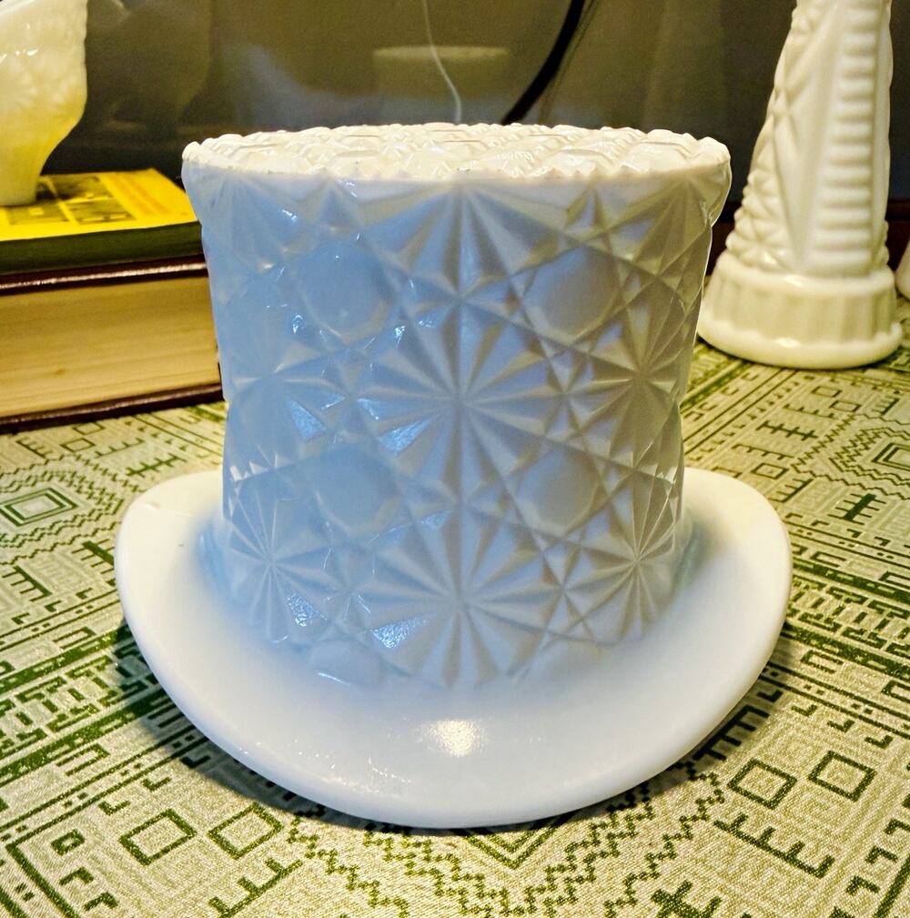 Vintage Milk Glass Top Hat Vase 4.5” Pressed Starburst Geometric Pattern